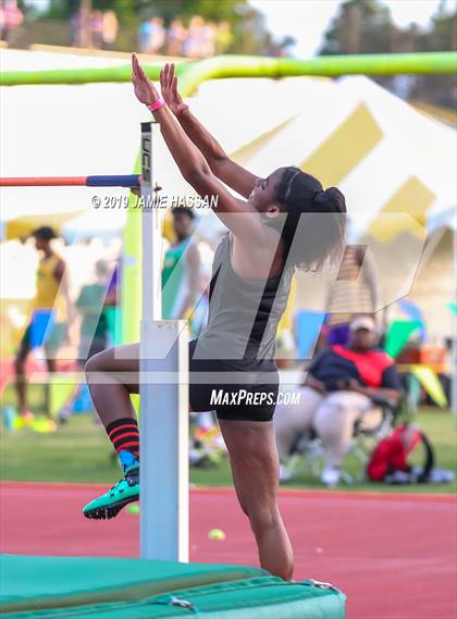 Thumbnail 2 in SCHSL State Track Meet (Girls Field Events) photogallery.