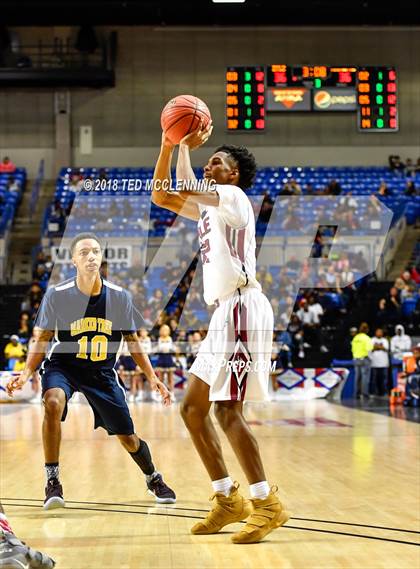 Thumbnail 2 in Earle vs. Marked Tree (AAA 2A Final) photogallery.