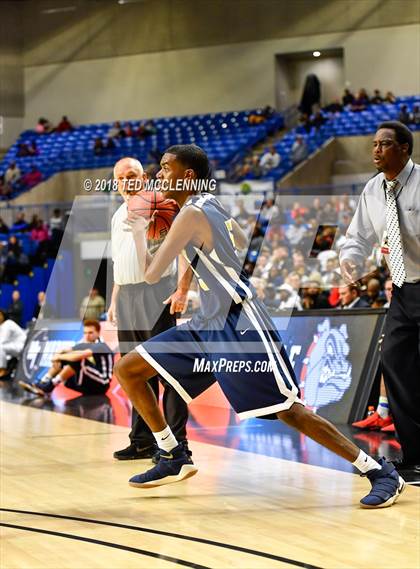 Thumbnail 2 in Earle vs. Marked Tree (AAA 2A Final) photogallery.