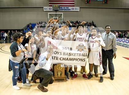 Thumbnail 1 in Earle vs. Marked Tree (AAA 2A Final) photogallery.