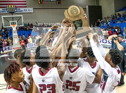 Thumbnail 2 in Earle vs. Marked Tree (AAA 2A Final) photogallery.