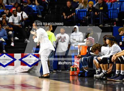 Thumbnail 1 in Earle vs. Marked Tree (AAA 2A Final) photogallery.