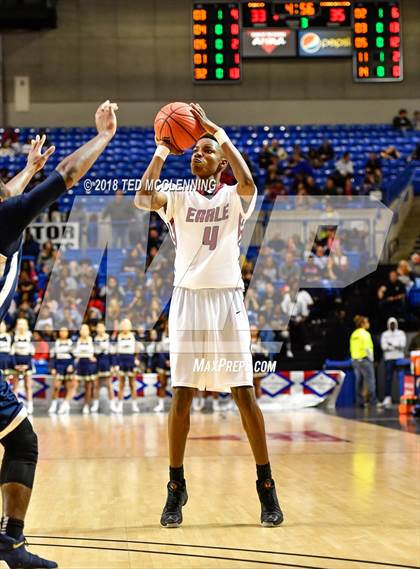Thumbnail 2 in Earle vs. Marked Tree (AAA 2A Final) photogallery.