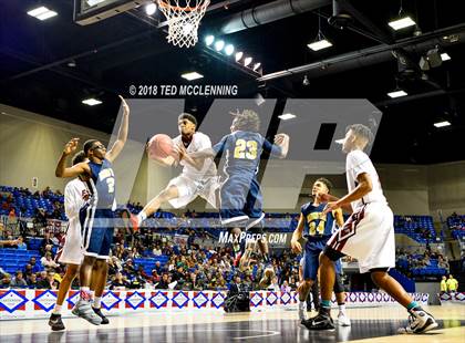 Thumbnail 2 in Earle vs. Marked Tree (AAA 2A Final) photogallery.