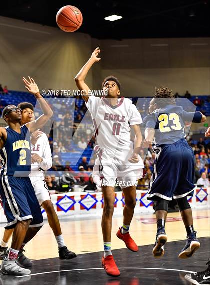 Thumbnail 2 in Earle vs. Marked Tree (AAA 2A Final) photogallery.