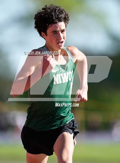 Thumbnail 1 in CHSAA Final 4A  (3200 Meter) photogallery.