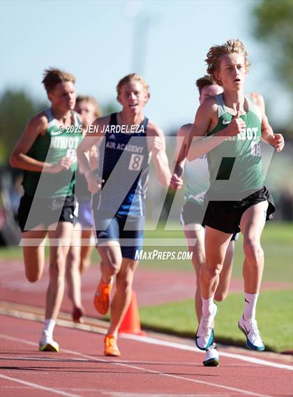 Thumbnail 1 in CHSAA Final 4A  (3200 Meter) photogallery.
