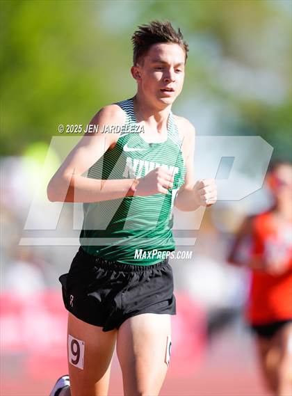 Thumbnail 1 in CHSAA Final 4A  (3200 Meter) photogallery.