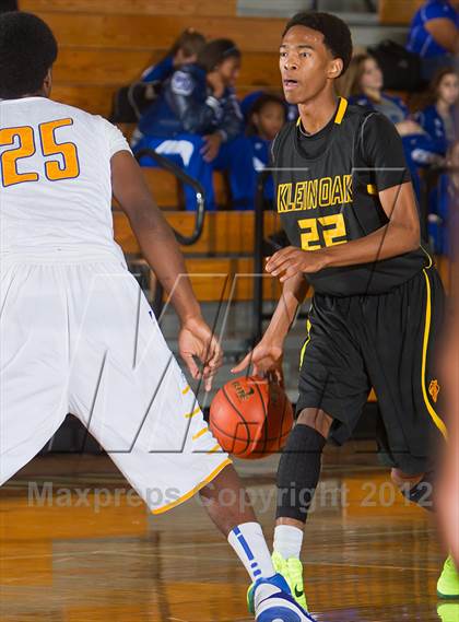 Thumbnail 3 in Copperas Cove vs. Klein Oak (McDonald's Texas Invitational) photogallery.
