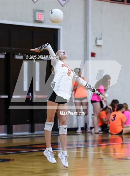 Thumbnail 2 in JV: Avon Park @ Lake Wales photogallery.