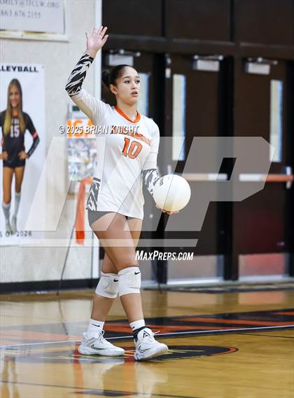 Thumbnail 1 in JV: Avon Park @ Lake Wales photogallery.