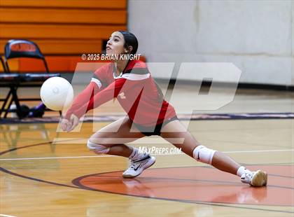 Thumbnail 1 in JV: Avon Park @ Lake Wales photogallery.