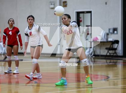 Thumbnail 1 in JV: Avon Park @ Lake Wales photogallery.