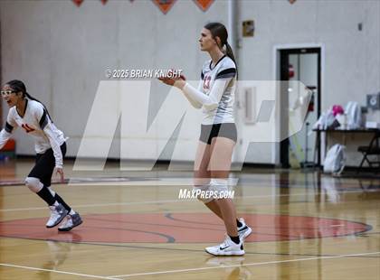 Thumbnail 2 in JV: Avon Park @ Lake Wales photogallery.