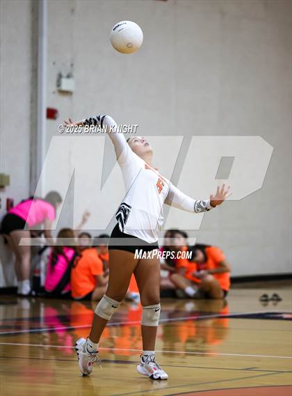 Thumbnail 2 in JV: Avon Park @ Lake Wales photogallery.