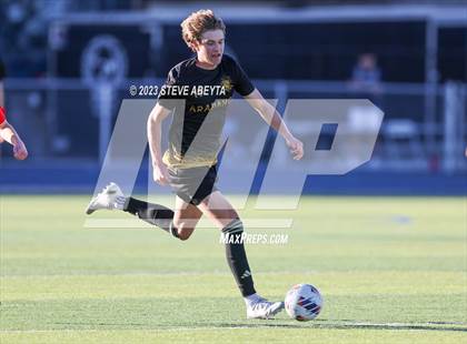 Thumbnail 3 in Arapahoe vs. Denver East (CHSAA 5A Quarterfinal) photogallery.