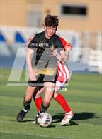Photo from the gallery "Arapahoe vs. Denver East (CHSAA 5A Quarterfinal)"