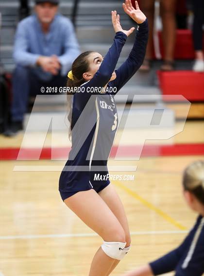 Thumbnail 2 in Central Catholic vs. Vanden (CIF SJS D3 Final) photogallery.