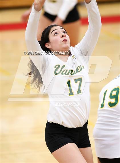 Thumbnail 1 in Central Catholic vs. Vanden (CIF SJS D3 Final) photogallery.