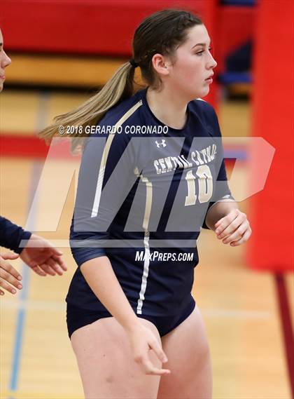 Thumbnail 1 in Central Catholic vs. Vanden (CIF SJS D3 Final) photogallery.