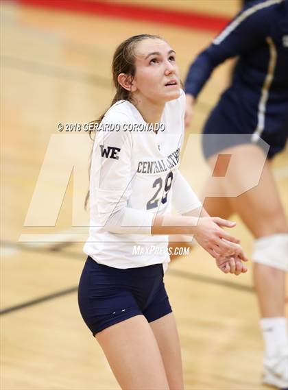 Thumbnail 2 in Central Catholic vs. Vanden (CIF SJS D3 Final) photogallery.