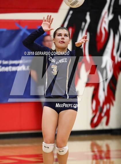 Thumbnail 1 in Central Catholic vs. Vanden (CIF SJS D3 Final) photogallery.