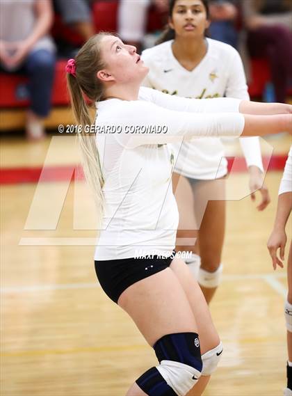 Thumbnail 1 in Central Catholic vs. Vanden (CIF SJS D3 Final) photogallery.
