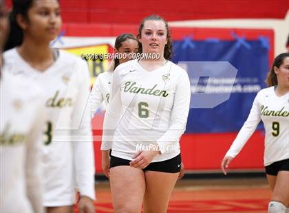 Thumbnail 2 in Central Catholic vs. Vanden (CIF SJS D3 Final) photogallery.