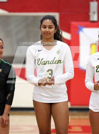 Thumbnail 1 in Central Catholic vs. Vanden (CIF SJS D3 Final) photogallery.