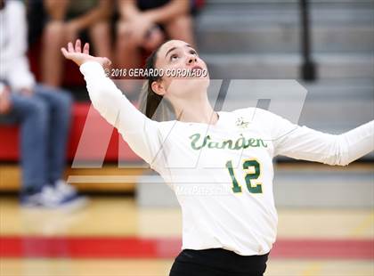 Thumbnail 2 in Central Catholic vs. Vanden (CIF SJS D3 Final) photogallery.