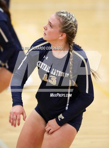 Thumbnail 2 in Central Catholic vs. Vanden (CIF SJS D3 Final) photogallery.