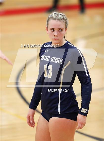 Thumbnail 3 in Central Catholic vs. Vanden (CIF SJS D3 Final) photogallery.