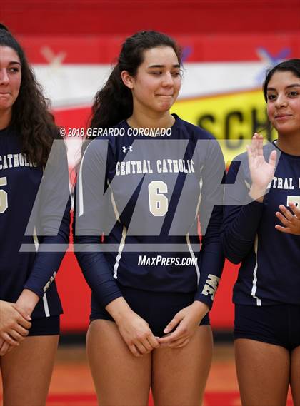 Thumbnail 2 in Central Catholic vs. Vanden (CIF SJS D3 Final) photogallery.