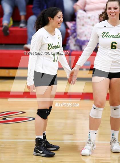 Thumbnail 1 in Central Catholic vs. Vanden (CIF SJS D3 Final) photogallery.
