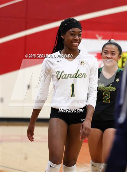 Thumbnail 1 in Central Catholic vs. Vanden (CIF SJS D3 Final) photogallery.
