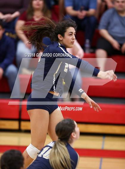 Thumbnail 1 in Central Catholic vs. Vanden (CIF SJS D3 Final) photogallery.