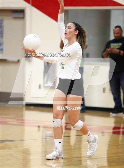 Thumbnail 3 in Central Catholic vs. Vanden (CIF SJS D3 Final) photogallery.