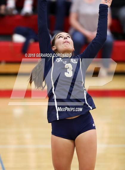 Thumbnail 1 in Central Catholic vs. Vanden (CIF SJS D3 Final) photogallery.