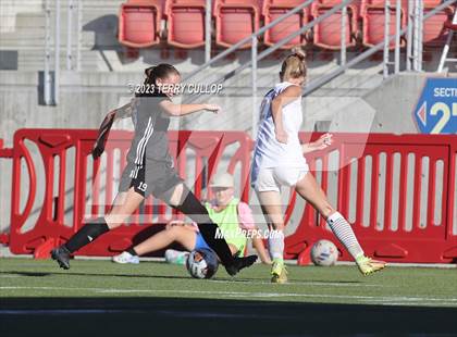Thumbnail 3 in Canyon View vs. Morgan (UHSAA 3A Semifinal) photogallery.