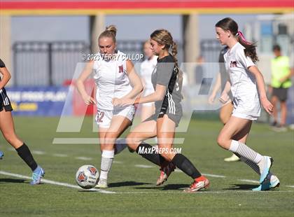Thumbnail 2 in Canyon View vs. Morgan (UHSAA 3A Semifinal) photogallery.