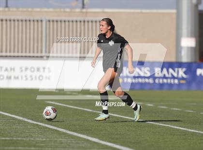 Thumbnail 1 in Canyon View vs. Morgan (UHSAA 3A Semifinal) photogallery.