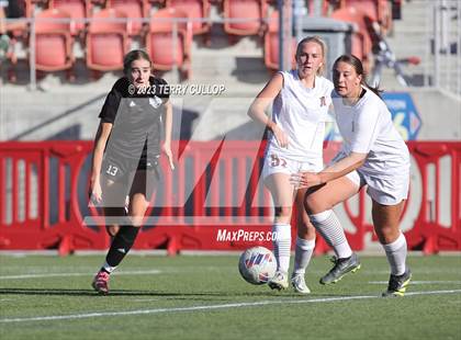 Thumbnail 2 in Canyon View vs. Morgan (UHSAA 3A Semifinal) photogallery.