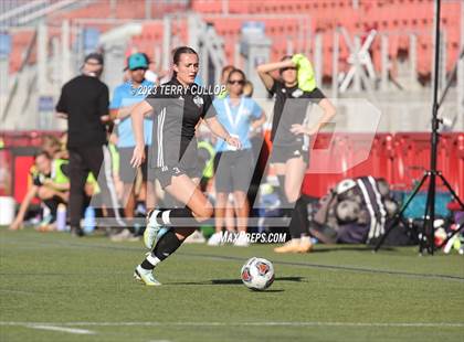 Thumbnail 2 in Canyon View vs. Morgan (UHSAA 3A Semifinal) photogallery.