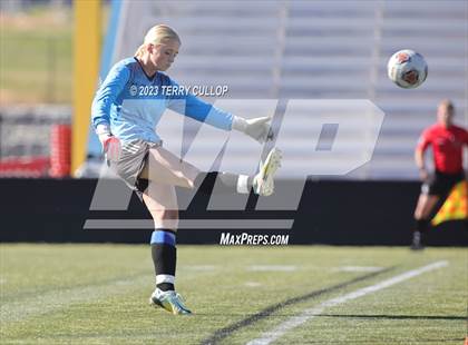 Thumbnail 1 in Canyon View vs. Morgan (UHSAA 3A Semifinal) photogallery.