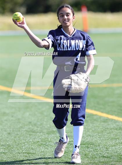 Thumbnail 2 in Carlmont @ Hillsdale photogallery.