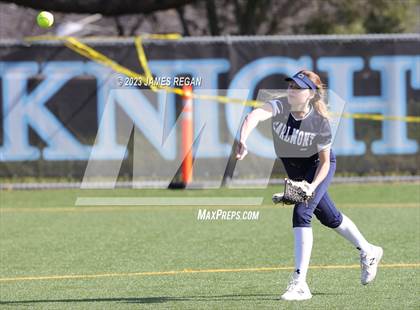 Thumbnail 1 in Carlmont @ Hillsdale photogallery.