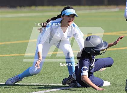 Thumbnail 2 in Carlmont @ Hillsdale photogallery.