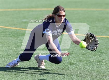 Thumbnail 3 in Carlmont @ Hillsdale photogallery.