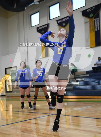 Thumbnail 1 in Kingman @ Yuma Catholic photogallery.