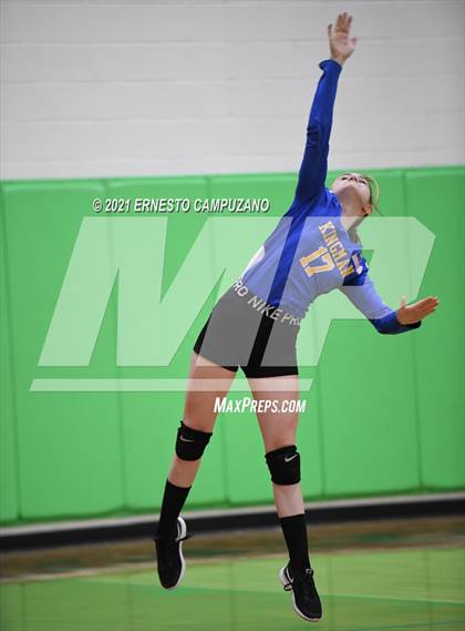Thumbnail 2 in Kingman @ Yuma Catholic photogallery.